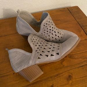 Gray ankle booties size 7